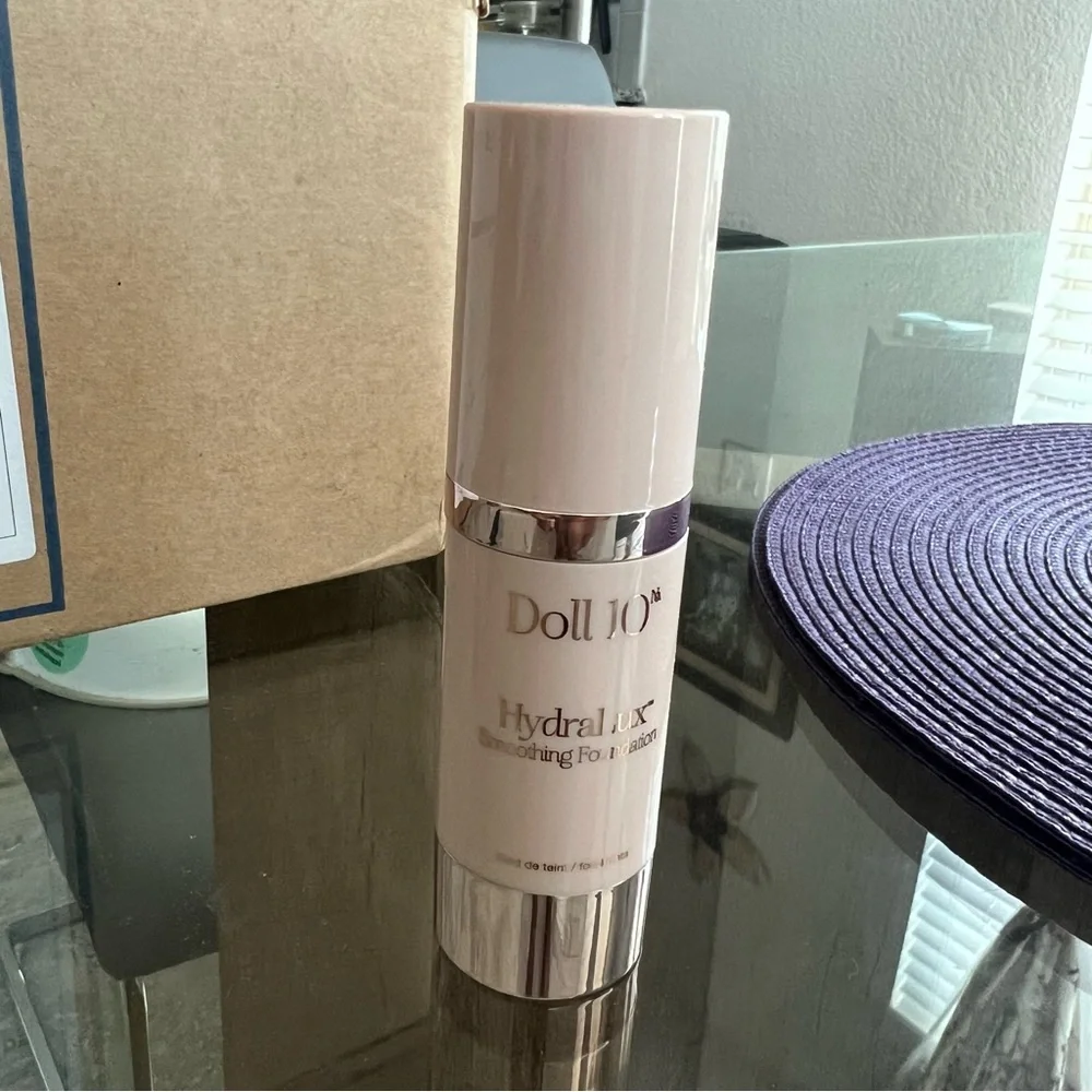 Doll 10 LT MEDIUM HydraLux Smoothing Foundation 1 oz. (Made in Italy) NEW